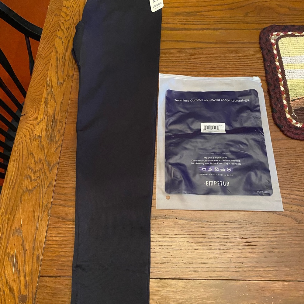 Empetua® Seamless Comfort Mid-Waist Shaping Leggings